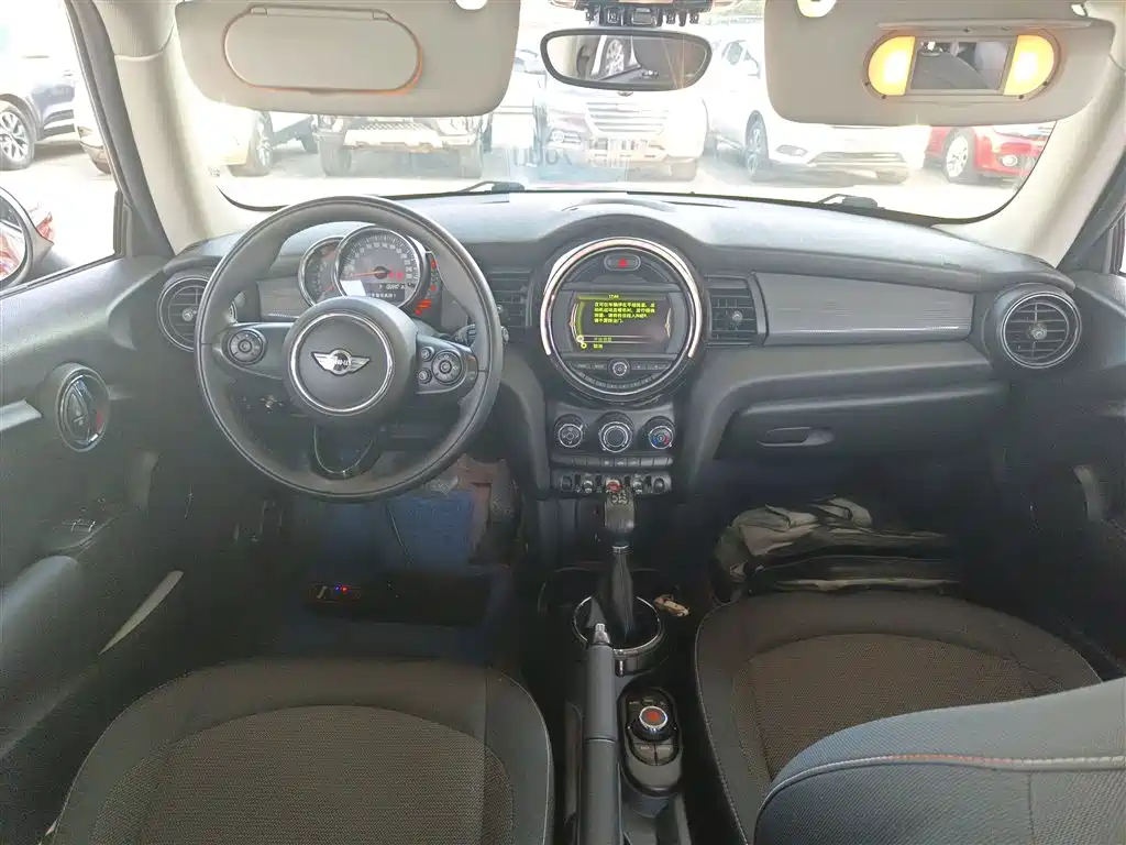 MINI 1.5 T COOPER Fun