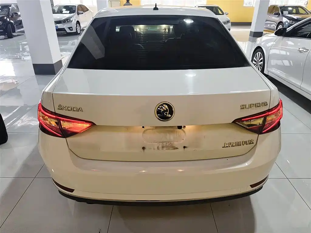 Superb TSI280 DSG Creation