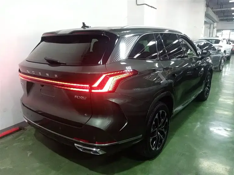 Roewe RX9 2.0 T 2 WD Premium