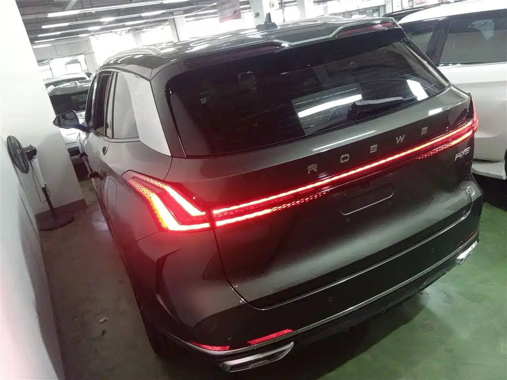 Roewe RX9 2.0 T 2 WD Premium