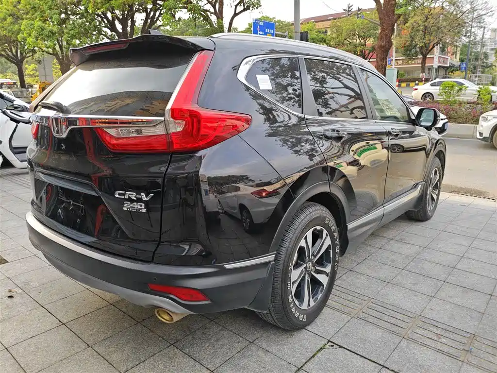 Honda CR-V 240 TURBO CVT 2 WD Style CN-VI
