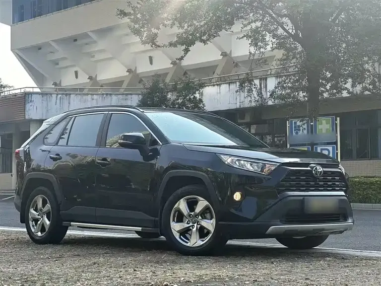 Toyota RAV4 2.0 L CVT 2 WD Style Plus
