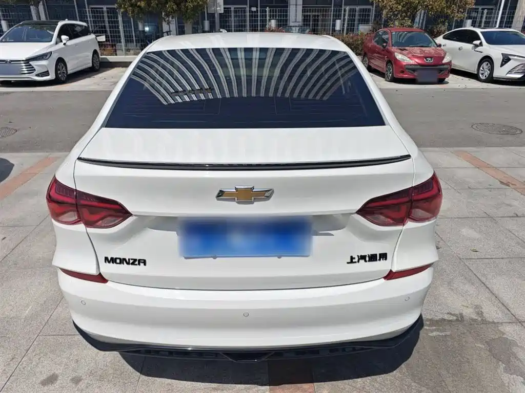 Monza 1.3 T Mild Hybrid Auto Premium