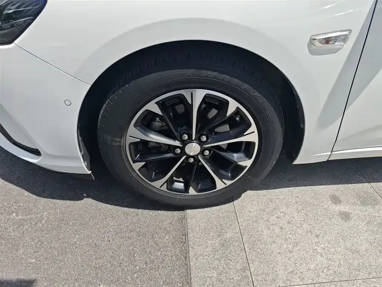 Chevrolet Monza 1.3 T Mild Hybrid Auto Premium