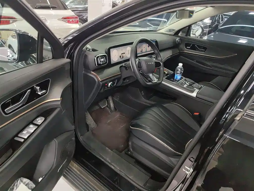 Tiggo 9 2.0 T DCT 2 WD Leading 5-seat