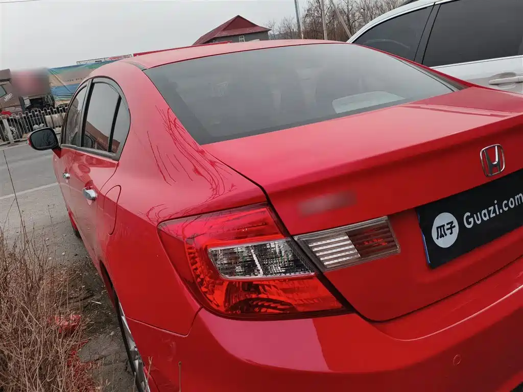 Civic 10 th Anniversary Commemorative 1.8 L Auto Luxury