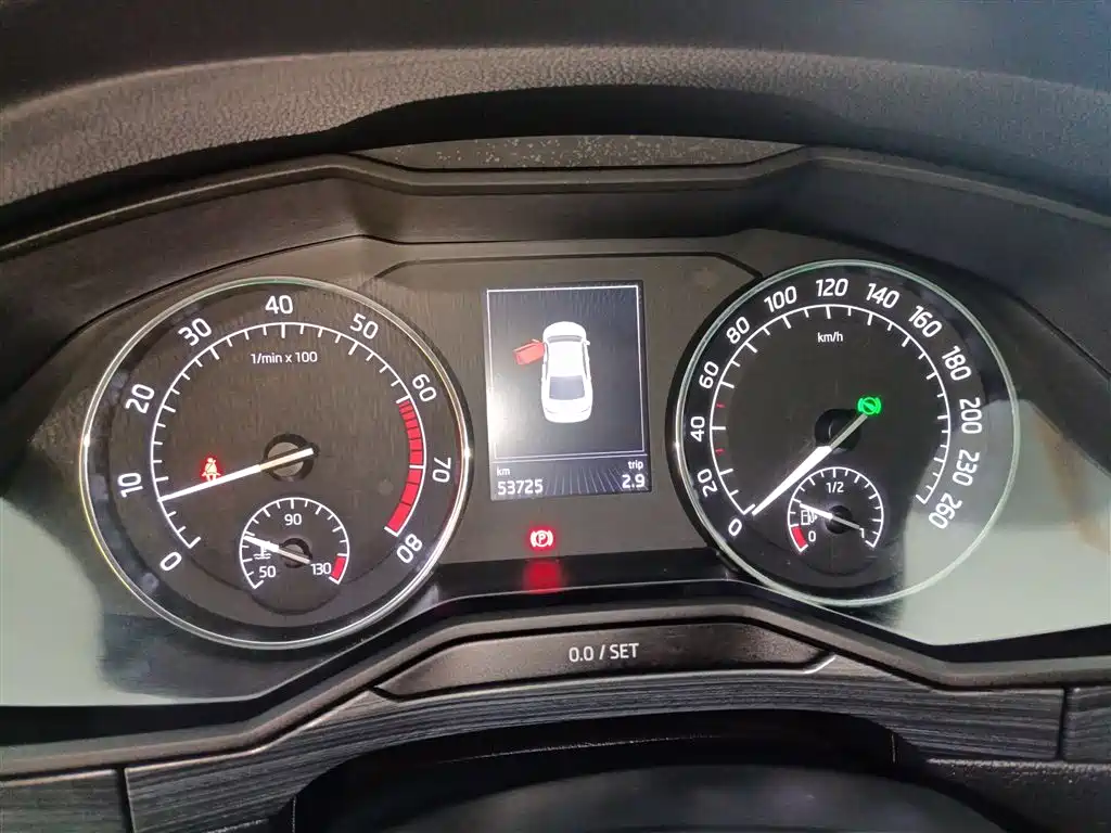 Superb TSI330 DSG Smart Travel
