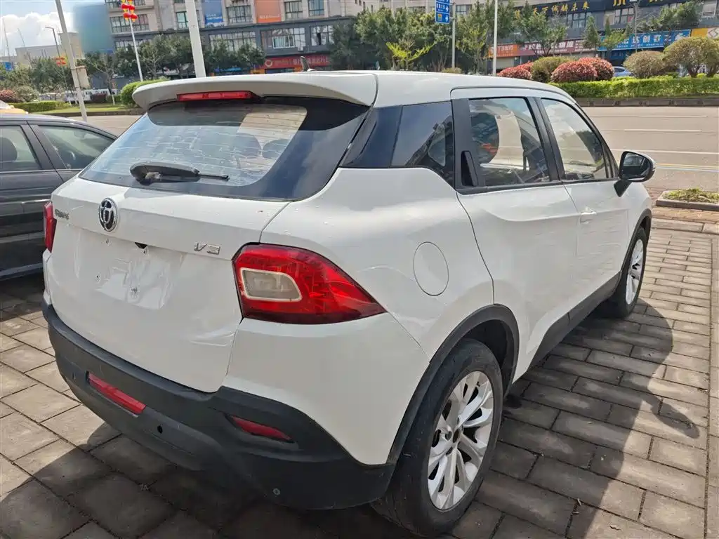 Brilliance V3 1.5 L Manual Comfort