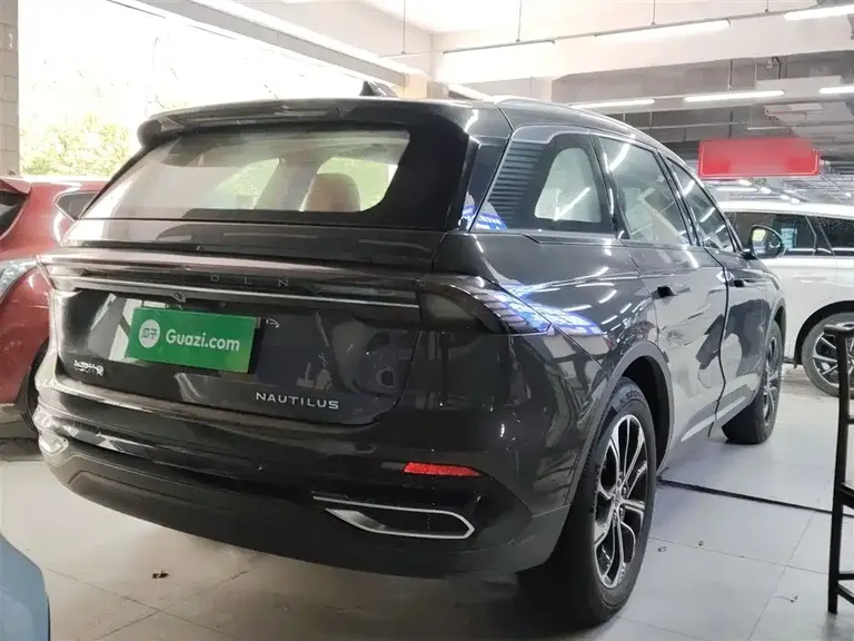 Lincoln Nautilus 2.0 T 4 WD Comfort Supreme