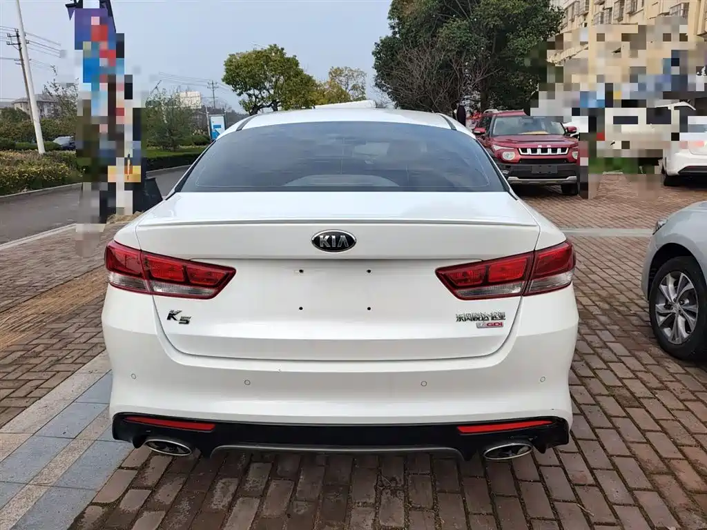 Kia K5 起亚K5 2016款 1.6 T 自动GLS