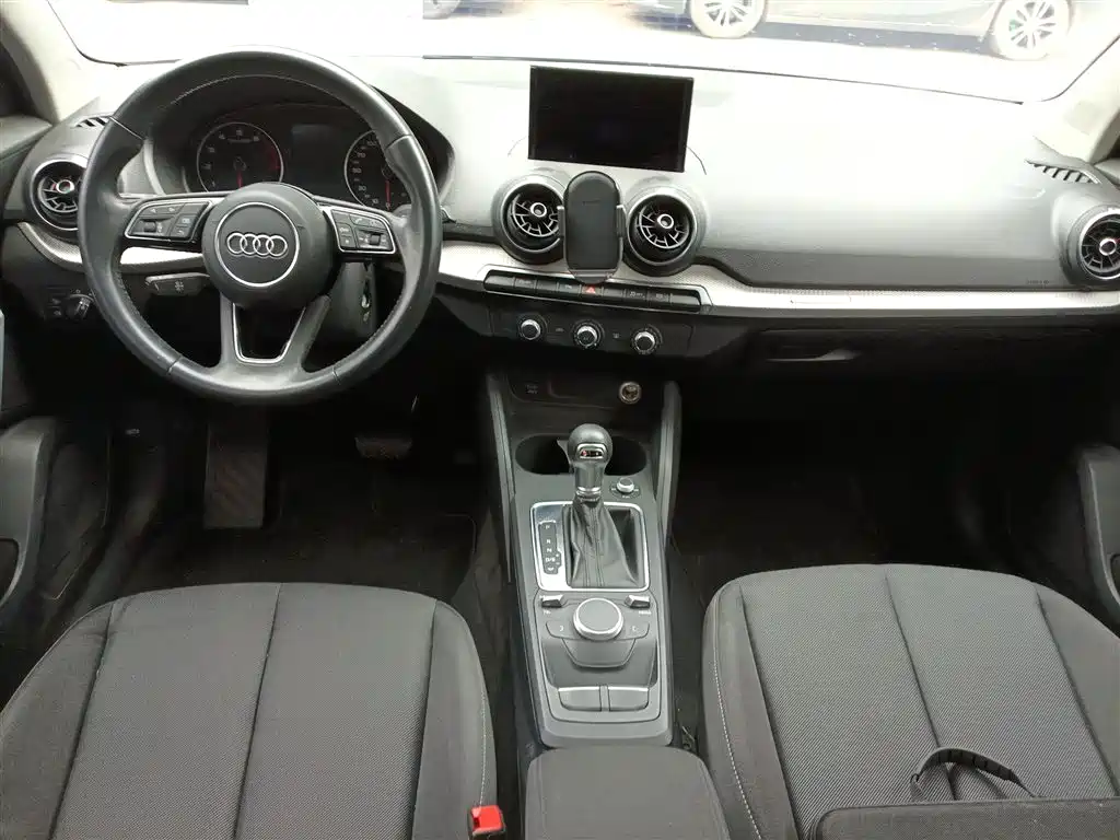 Audi Q2 L 35 TFSI Progressive Dynamic