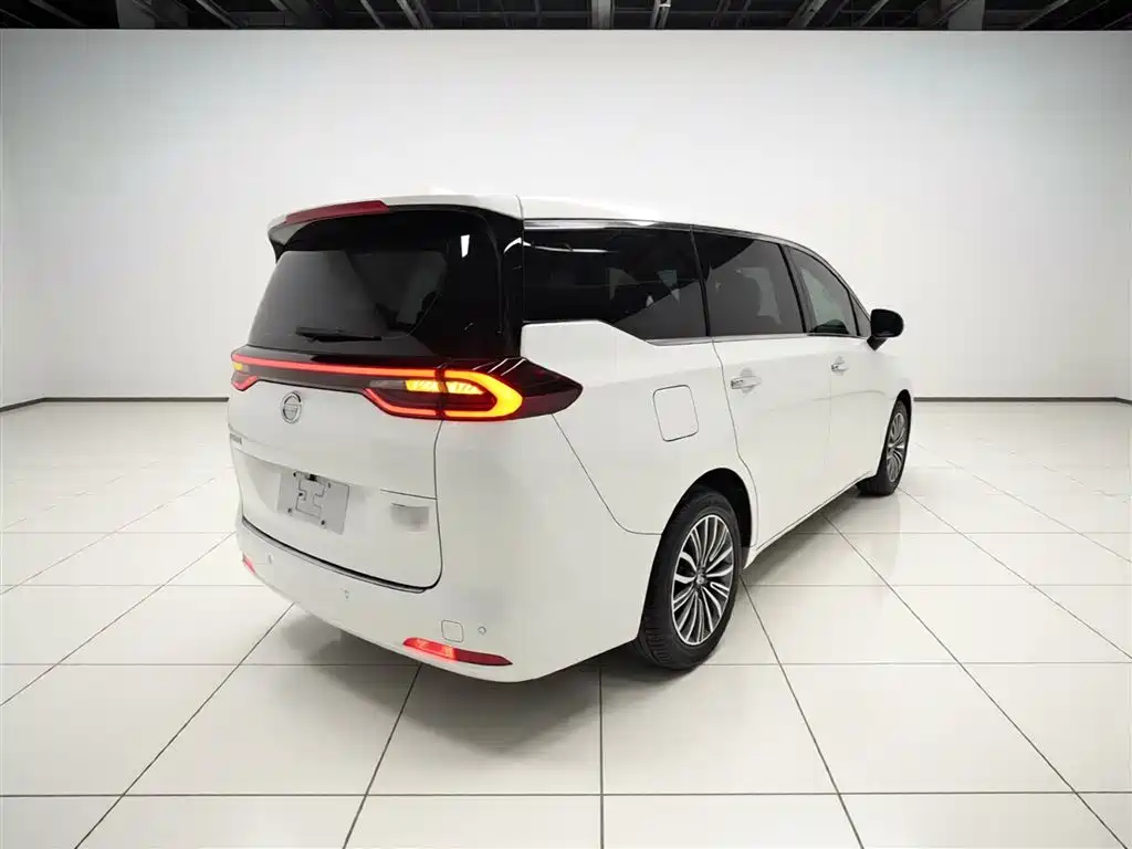GAC Trumpchi M6 270 T DCT Premium (7-seat) CN-VI