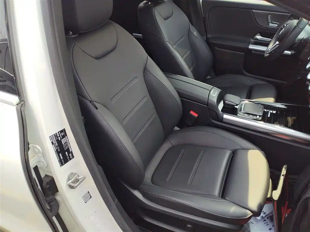 Mercedes-Benz GLA GLA 200