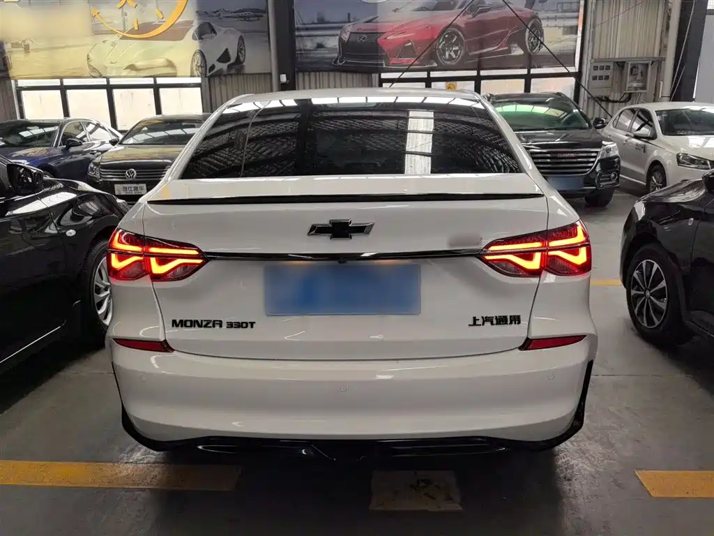 Monza Mild Hybrid RS 330 T Auto Smooth