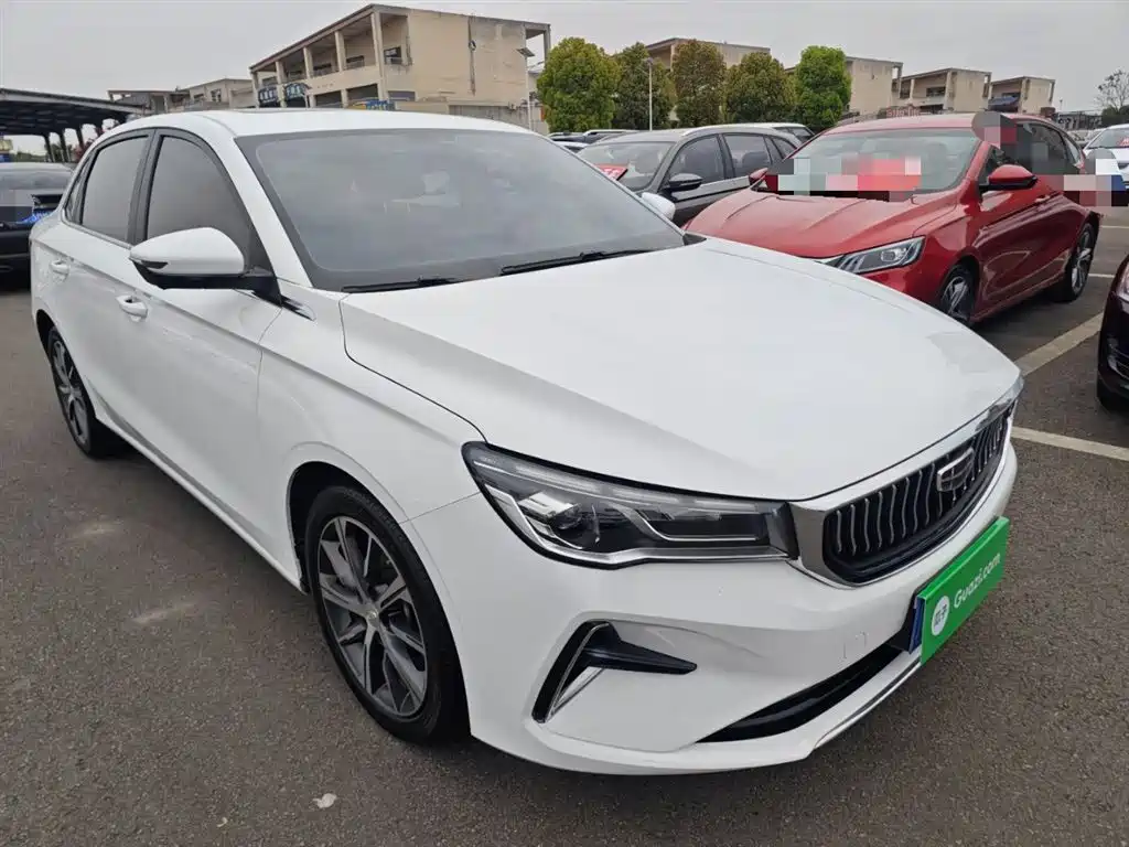 Emgrand 4 th Gen 1.5 L CVT Distinguished