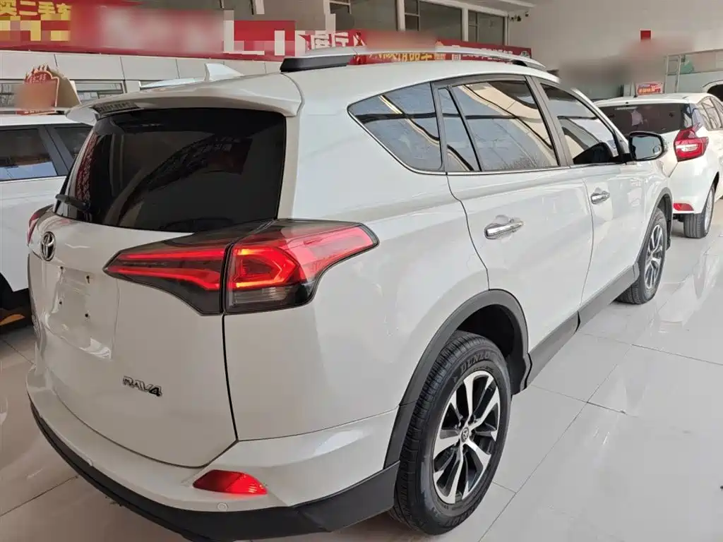 RAV4 2.0 L CVT 2 WD Comfort CN-V