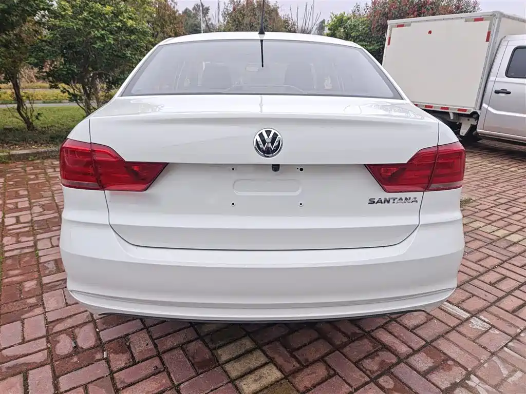 Santana 1.5 L Auto Style CN-VI