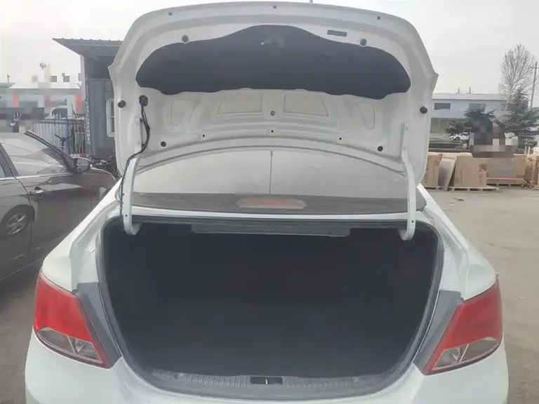 Hyundai Accent 1.4 L Auto Intelligent GLS