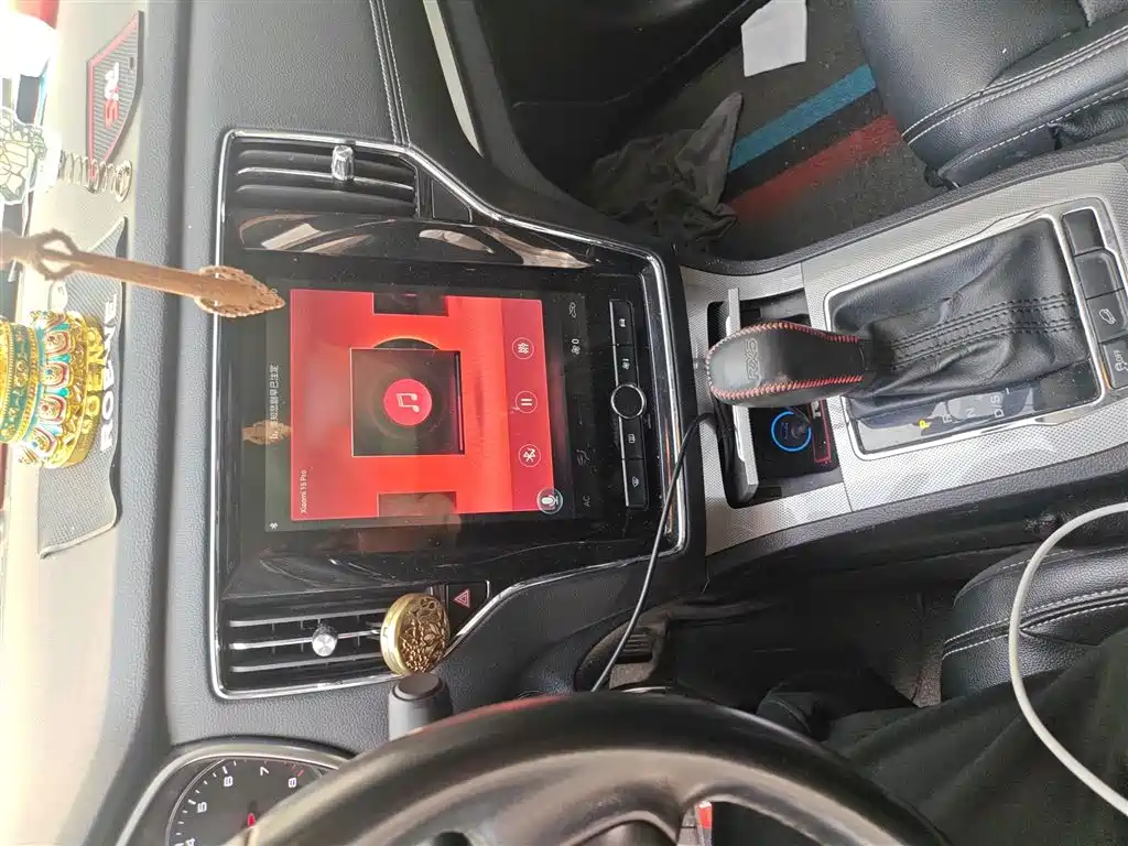 Roewe RX5 20 T 2 WD Auto 4 G Connected Platinum
