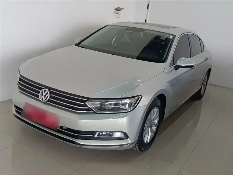 Volkswagen Magotan 280 TSI DSG Comfort