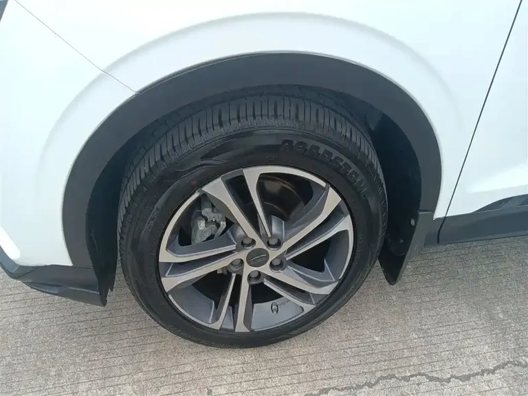 Geely Binyue 1.4 T DCT Diamond