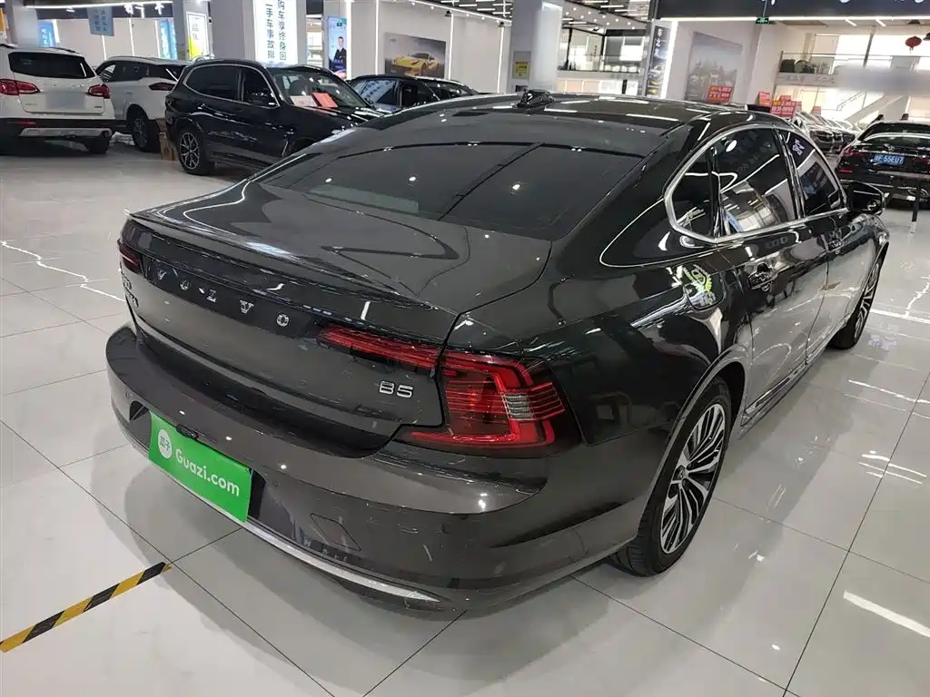 Volvo S90 B5 Smart Ease Luxury