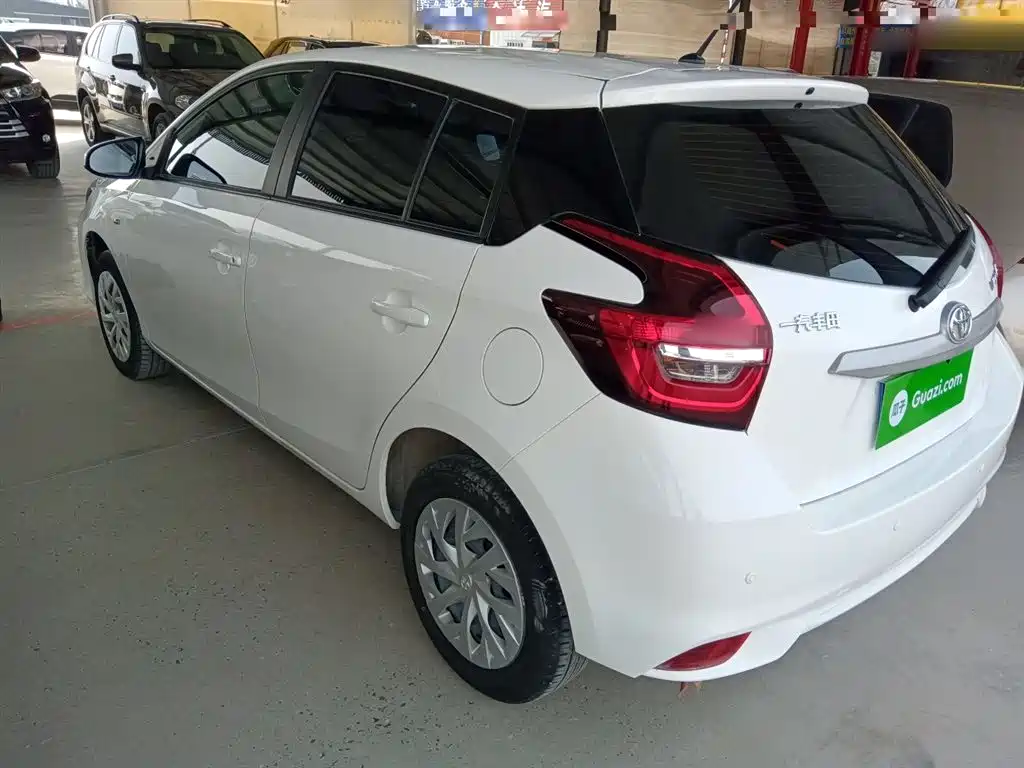 Vios FS 1.5 L CVT Sharp Speed