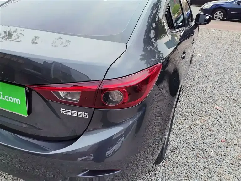 Mazda 3 Axela Sedan 1.5 L Auto Luxury CN-VI