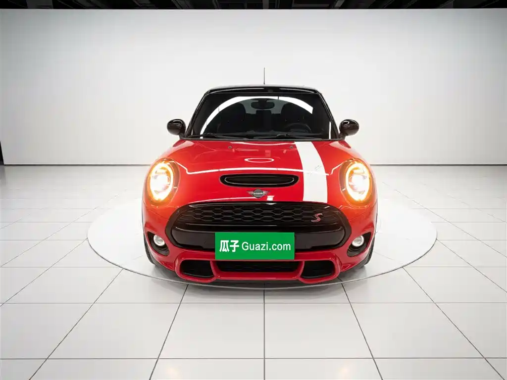MINI 2.0 T COOPER S Racer