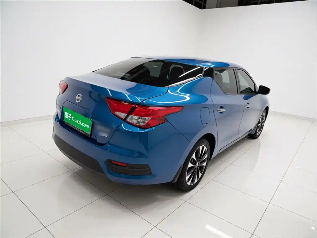 Lannia 1.6 L CVT Smart Cool