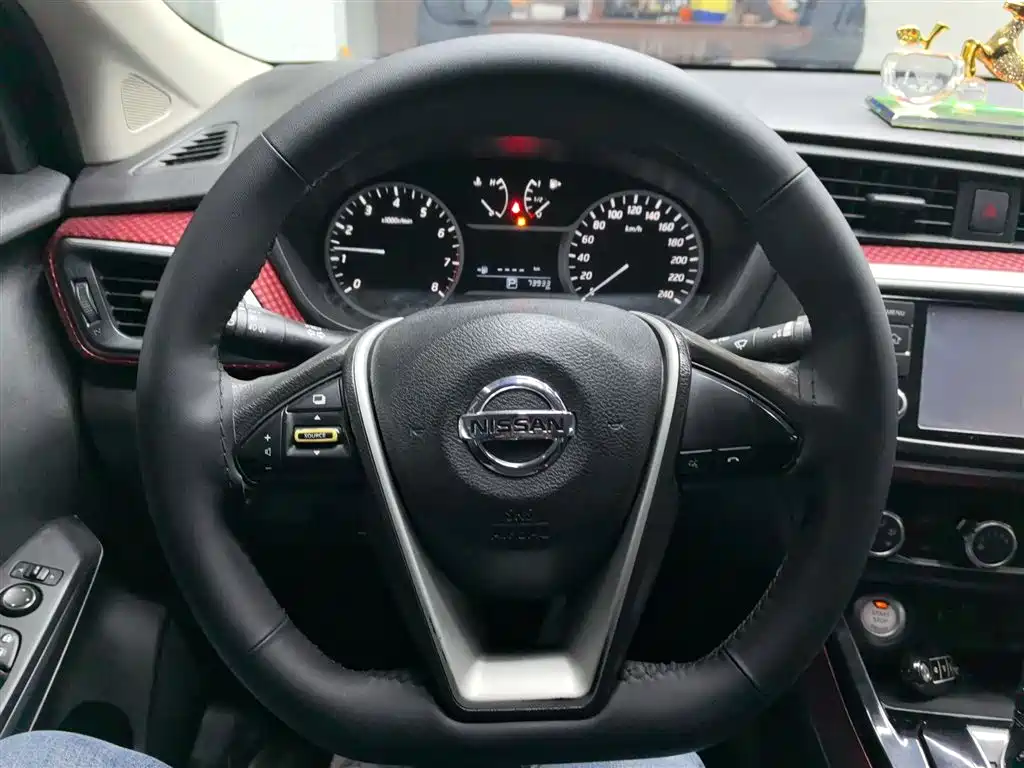 Lannia 1.6 L CVT Smart Cool