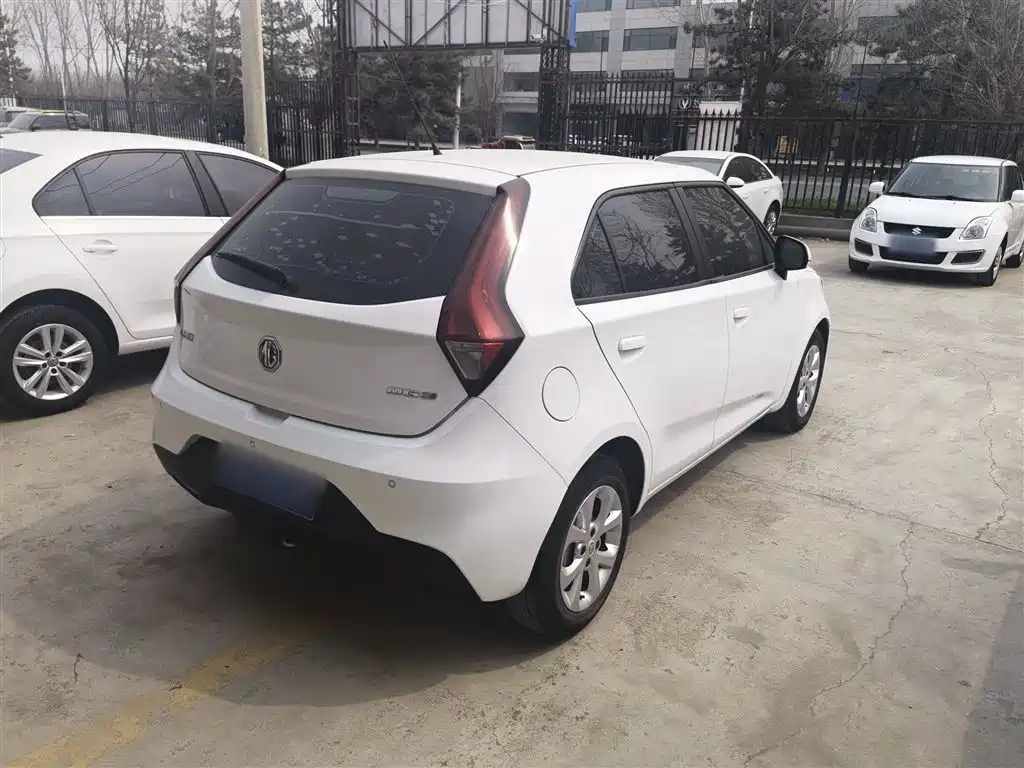 MG 3 1.5 L Auto Connected Elite