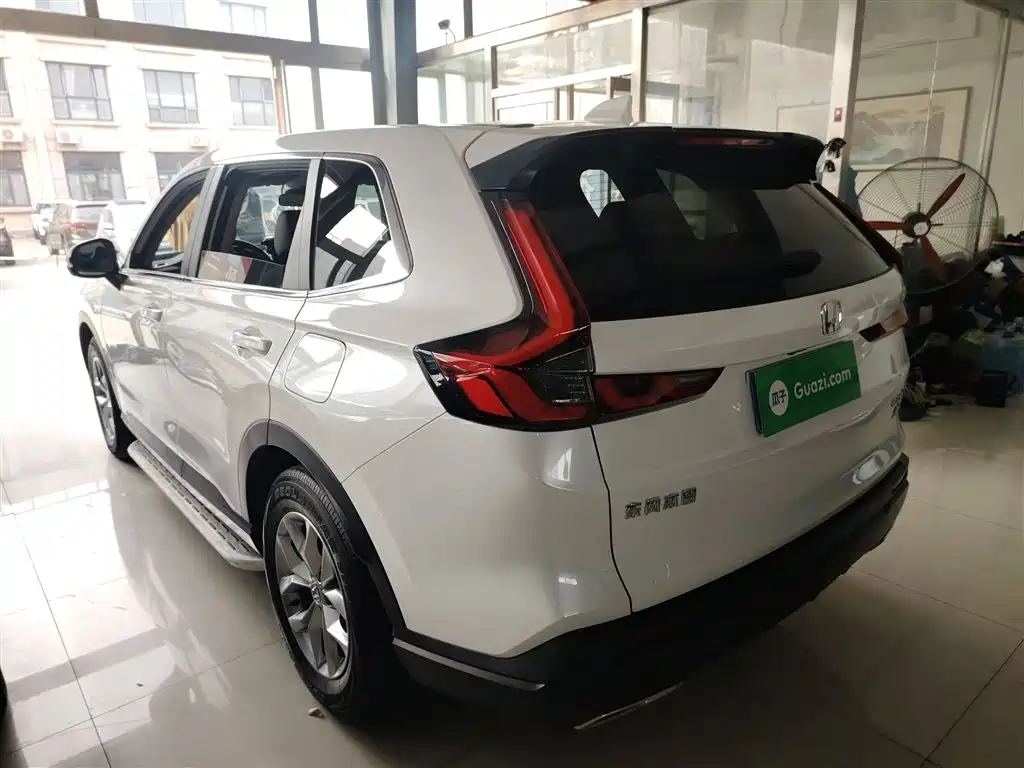 Honda CR-V 240 TURBO 2 WD Sharp Style 5-seat
