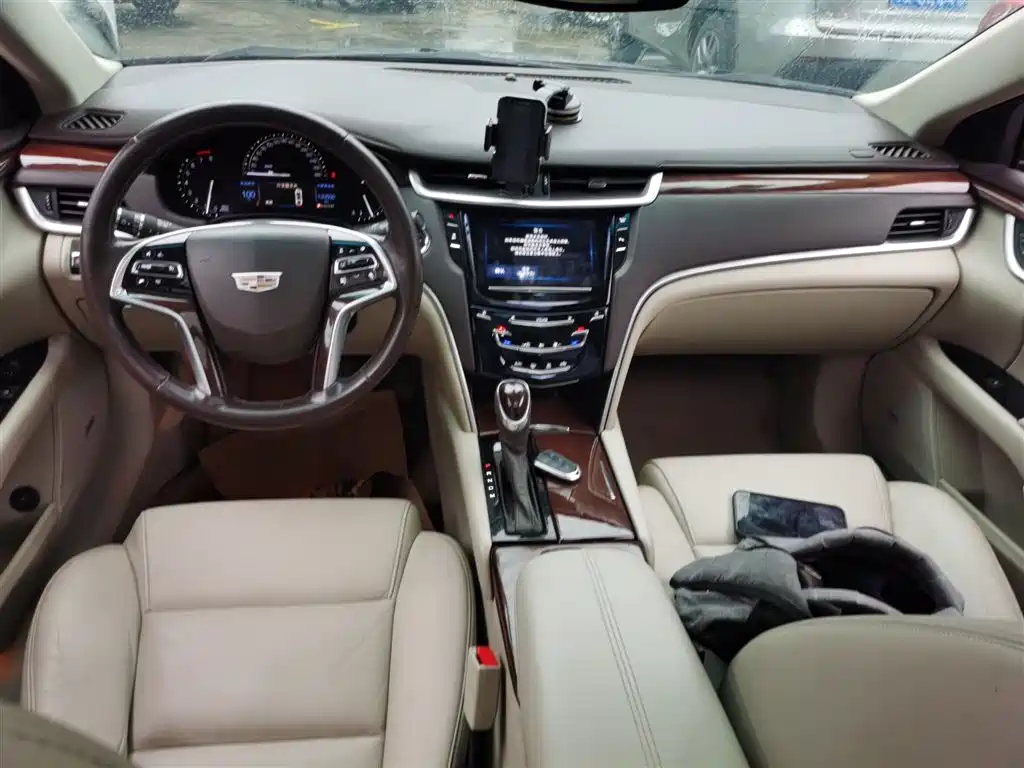 Cadillac XTS 28 T Elite