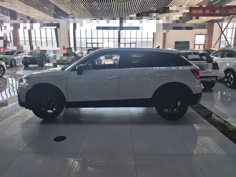 Audi Q2 L 35 TFSI Progressive Dynamic