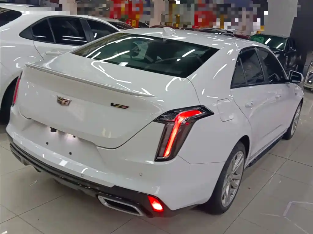 Cadillac CT4 28 T Style