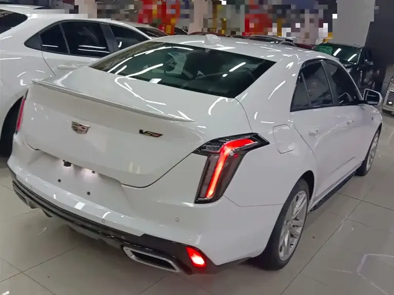 Cadillac CT4 28 T Style