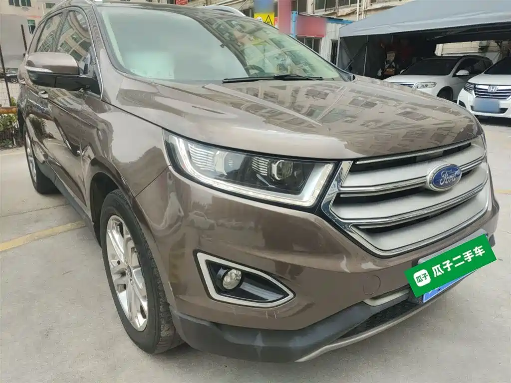 Edge EcoBoost 245 2 WD Grand Sharp 7-seat CN-V