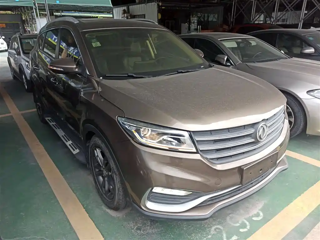 Fengguang 580 1.5 T CVT Luxury