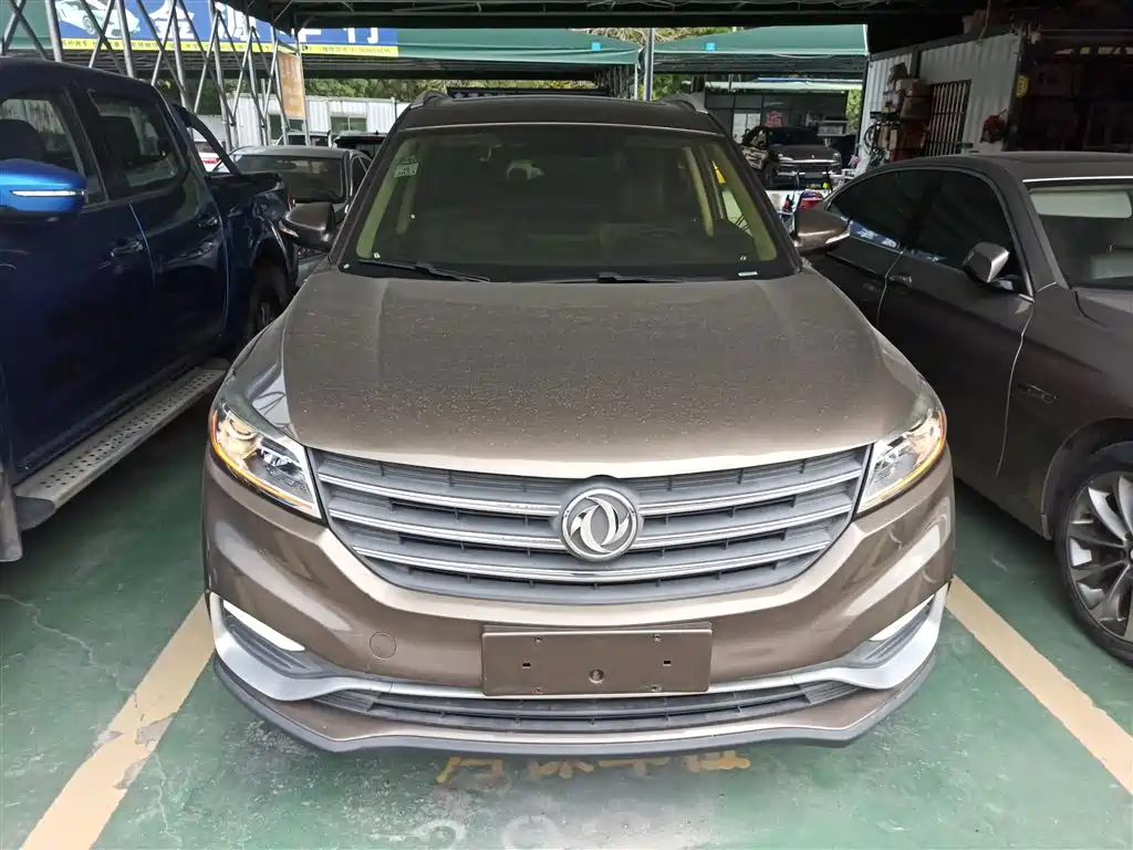 Fengguang 580 1.5 T CVT Luxury