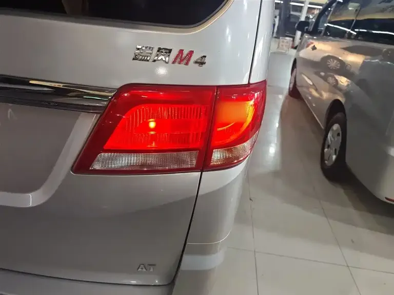 JAC Refine M4 2.0 TGDI Auto Business Travel