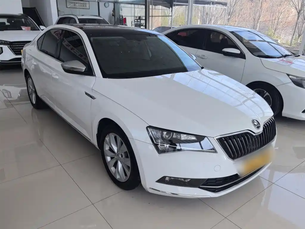 Superb TSI280 DSG Creation