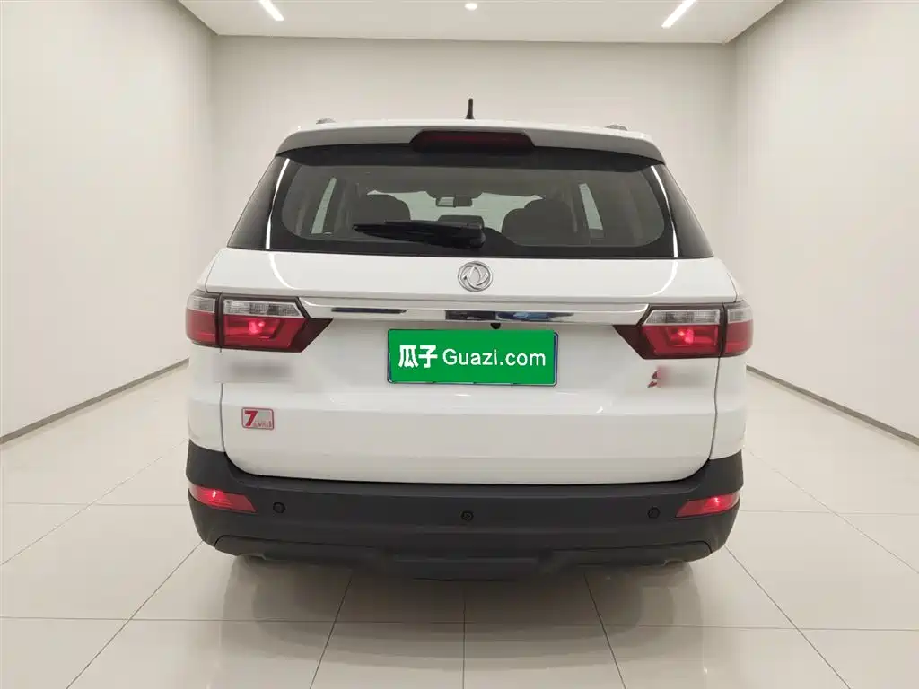 Fengguang S560 风光S560 2018款 1.8 L CVT精英型 7座