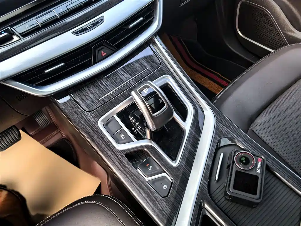 Jiaji 1.8 TD DCT Luxury