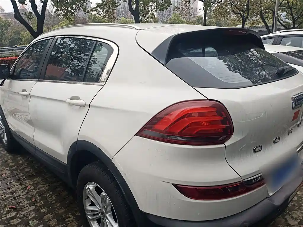 Qoros 5 Facelift 1.6 T Auto Leading