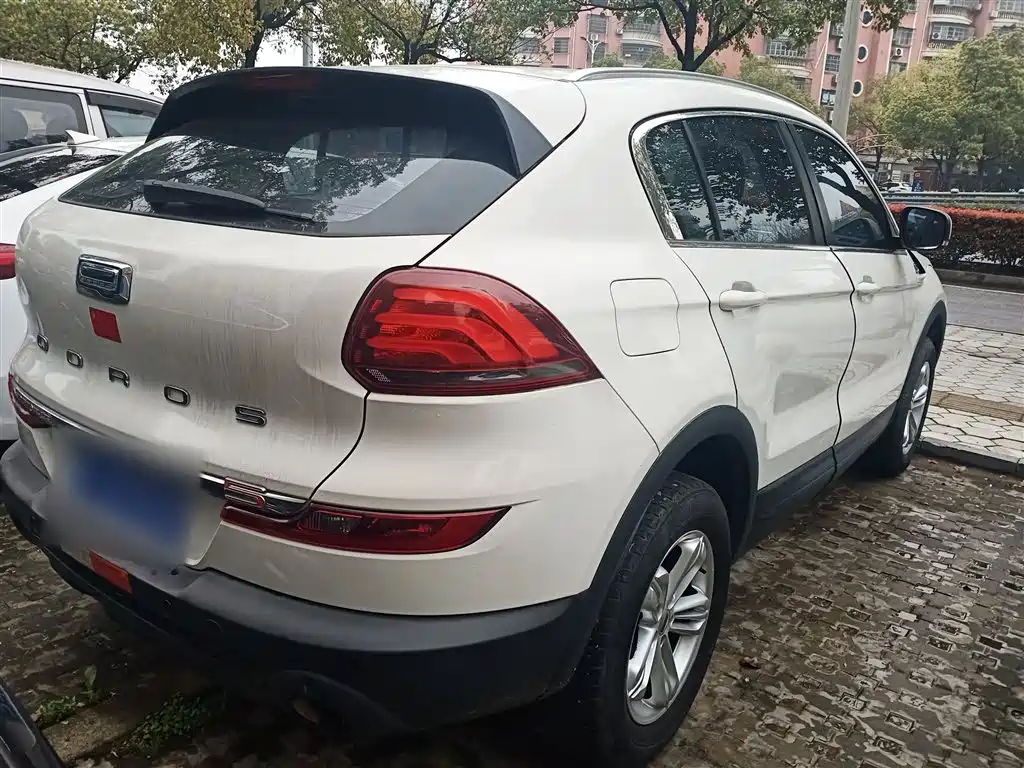 Qoros 5 Facelift 1.6 T Auto Leading