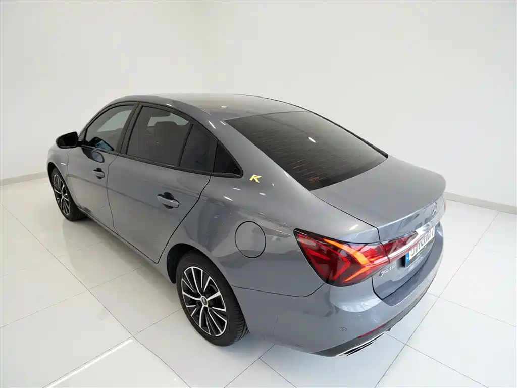 Roewe i5 1.5 L CVT Platinum