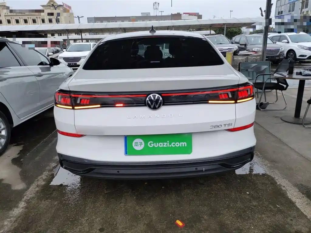 Lamando Lamando L 280 TSI DSG Dazzle Hot