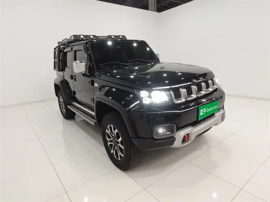 BAIC BJ40 2.0 T Auto 4 WD City Hunter Swordsman
