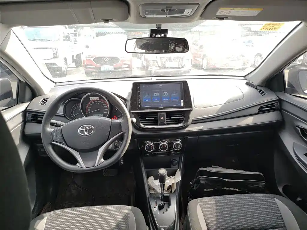 Vios FS 1.5 L CVT Sharp Speed